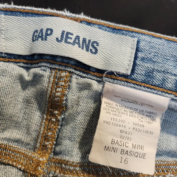 GAP Women's Light Blue Jean Mini Skirt - Picture 2 of 5